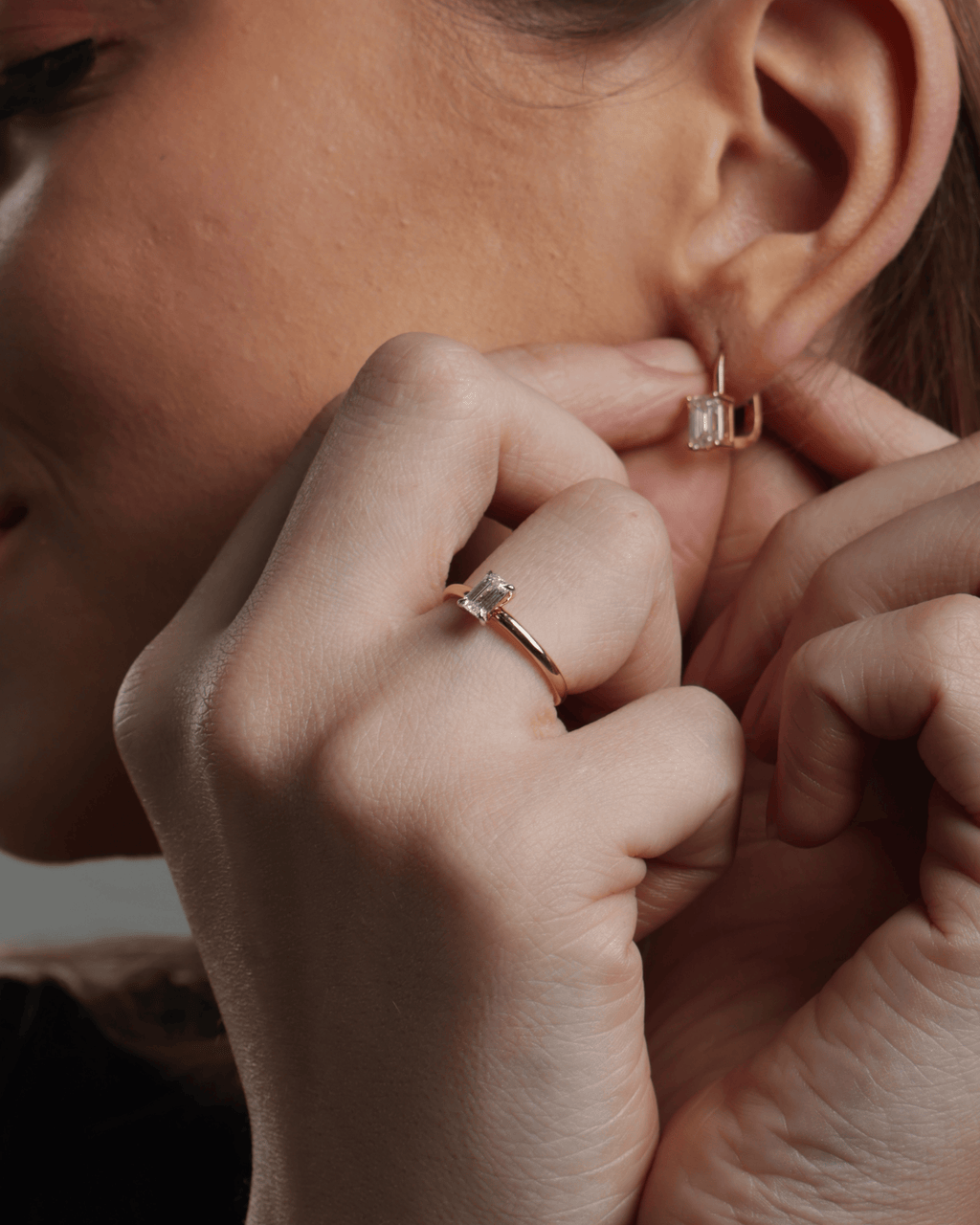 Vera Solitaire Ring