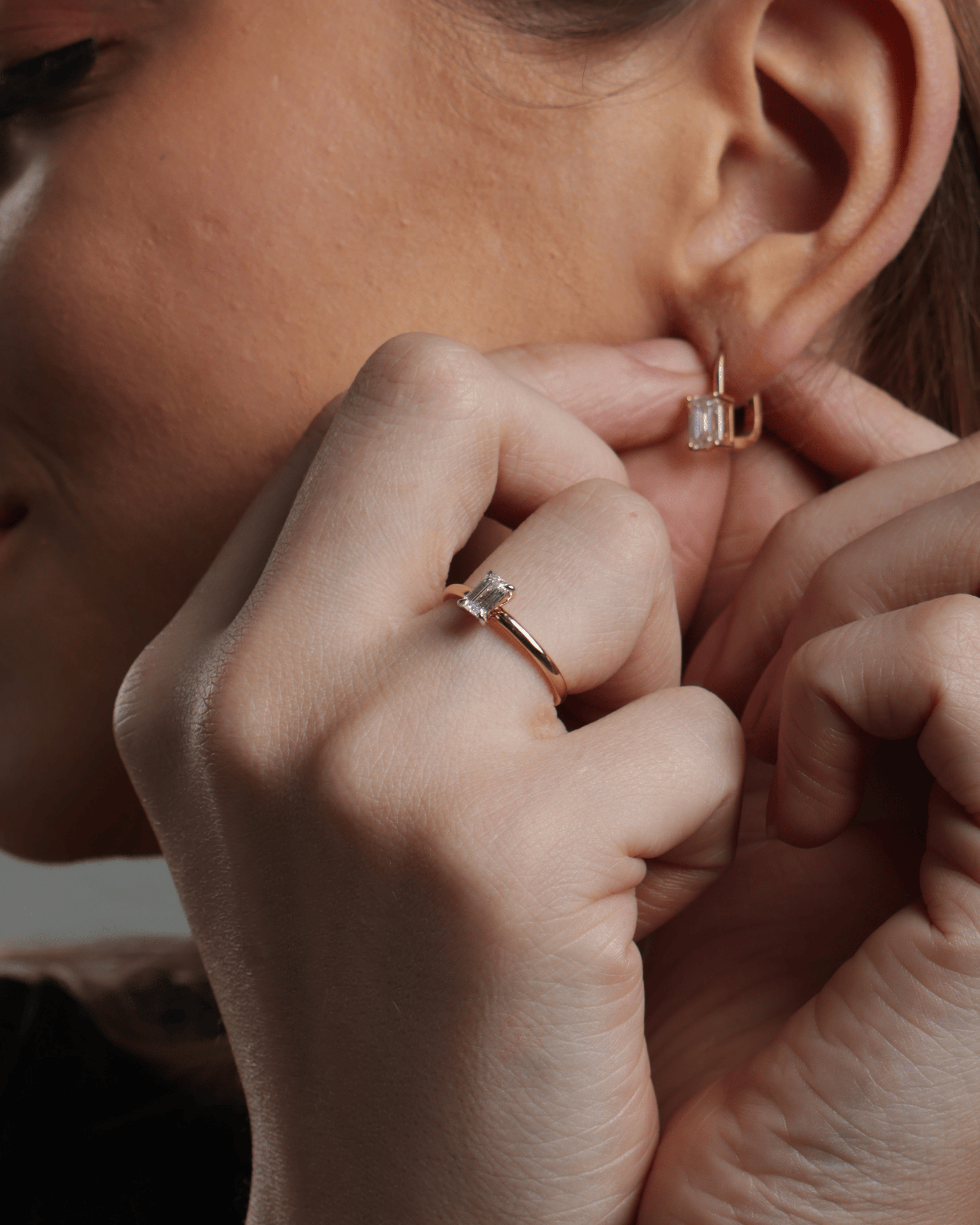 Vera Solitaire Ring